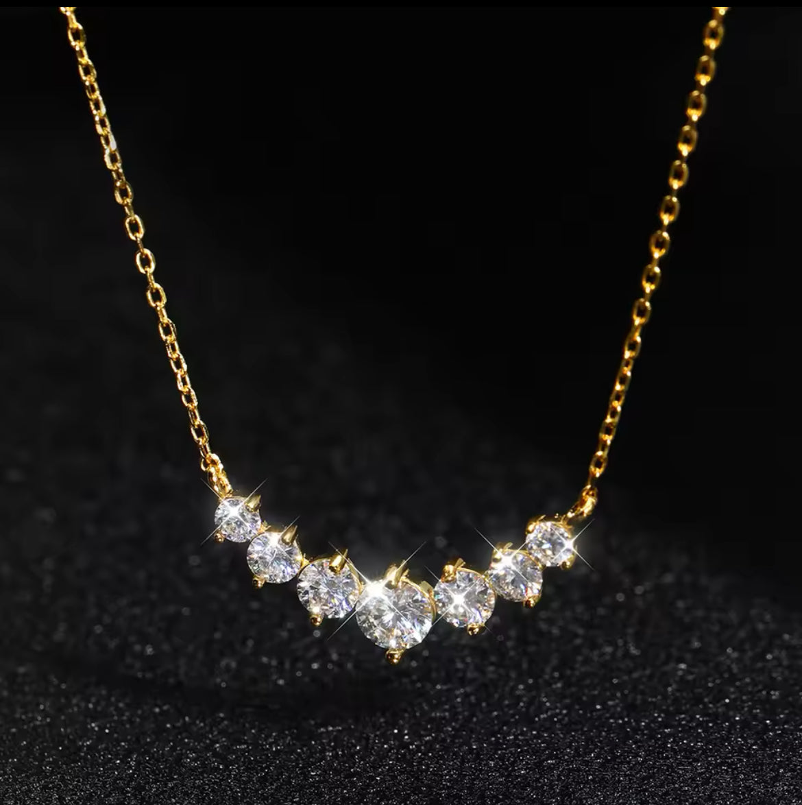 Collier Moissanite Éclat Royal – plaqué Or 18k